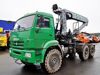 Седельный тягач КАМАЗ 43118 с КМУ ИФ-300С