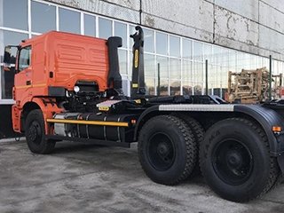 Крюковый погрузчик КАМАЗ 6580-3051-68 с гидроупорами с КМУ Palfinger РН Т20РI.57