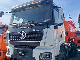 АТЗ-18 на шасси SHACMAN