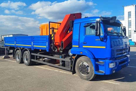 Бортовой автомобиль с КМУ 6590-113321-48 (фото)