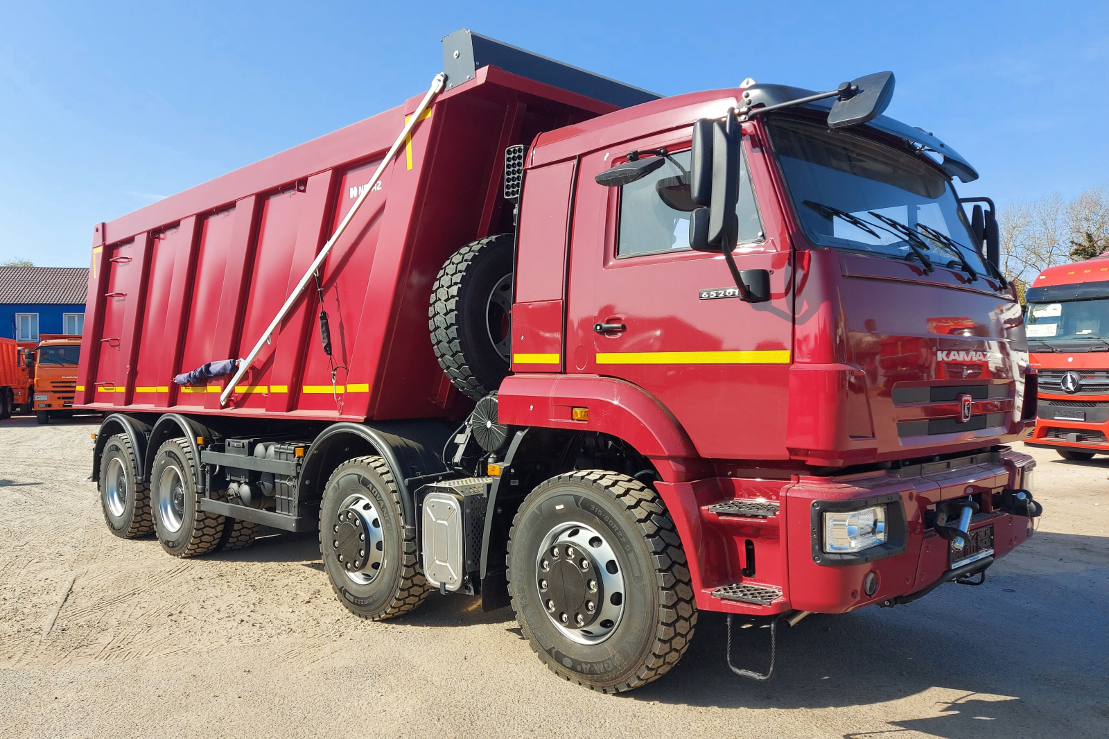 Фото №1: Строительный самосвал НЕФАЗ 65201-7080-49