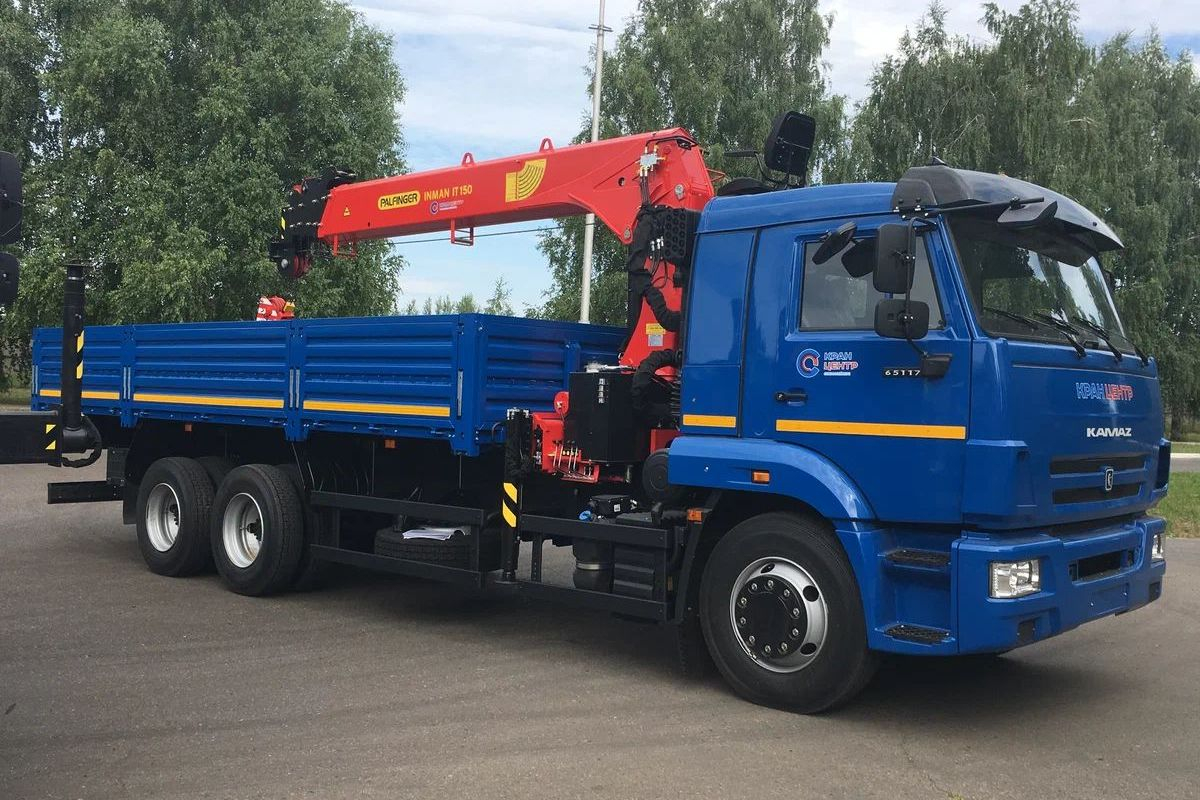 Фото №1: Бортовой автомобиль с крано-манипуляторной установкой 6590-110921-48 на шасси КАМАЗ 65117-3010-48