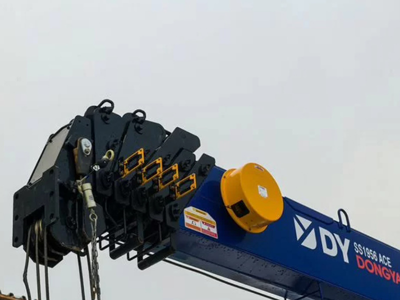 Фото №4: Установка КМУ DongYang SS1956 ACE